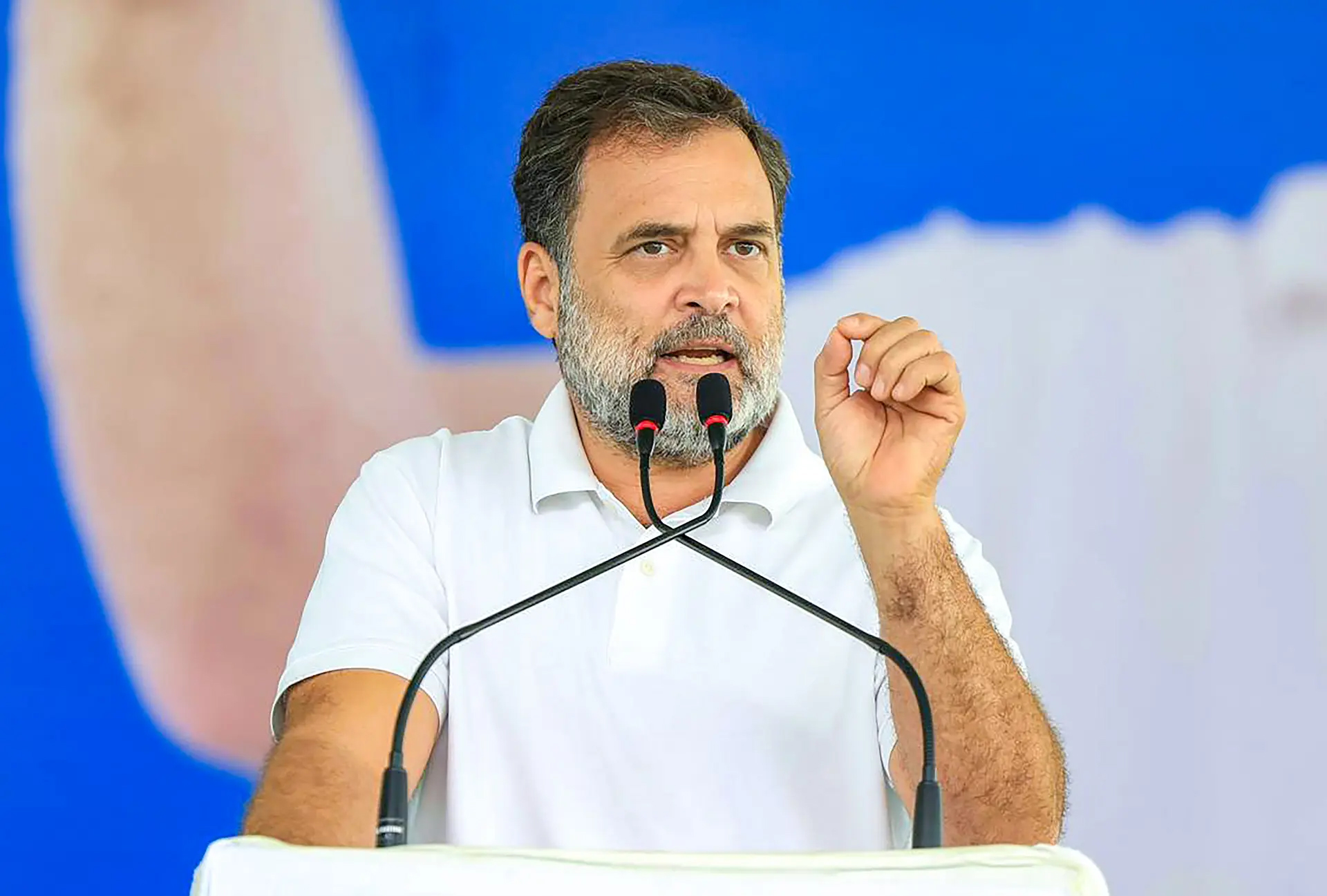 నీట్-యూజీ 2026 పేపర్ లీక్: ప్రధాని మోదీపై రాహుల్ గాంధీ తీవ్ర విమర్శలు